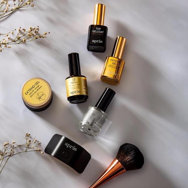 Acrylic nails healthy alternative!