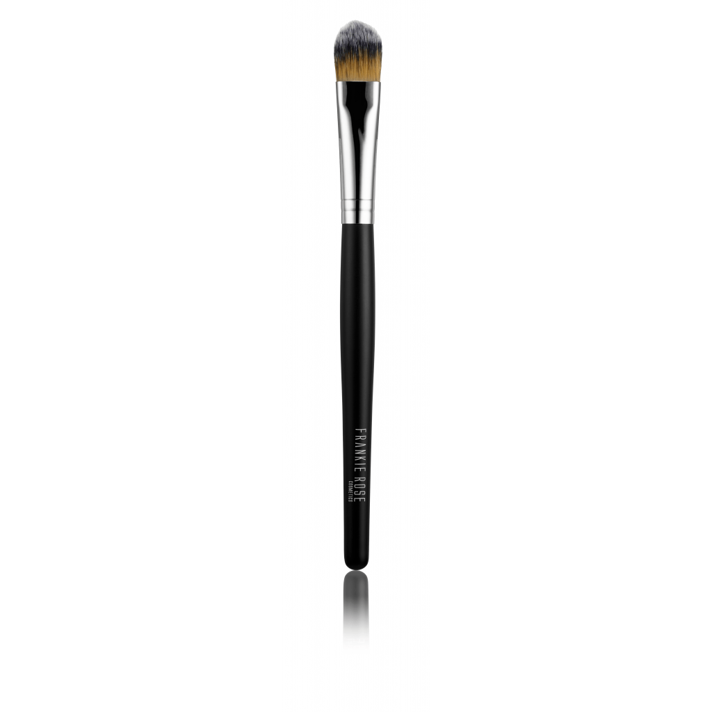 Frankie Rose Pro Conceal Brush - #105